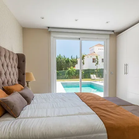 Villa Calle Londres